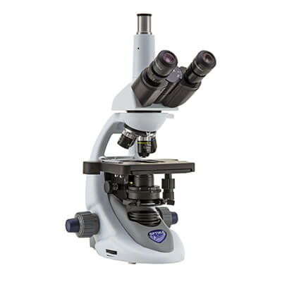 Microscope trinoculaire